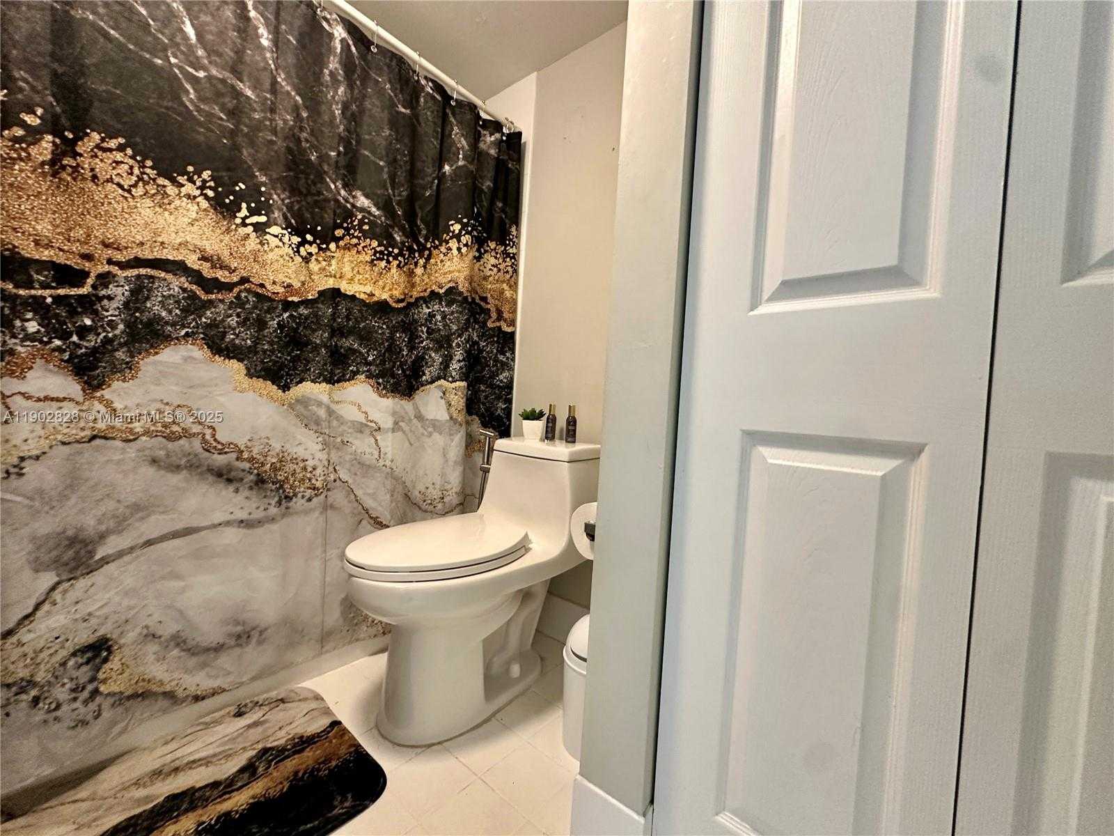 Small Image of 8640 SOUTH WEST 212TH ST #307, Cutler Bay Number 26