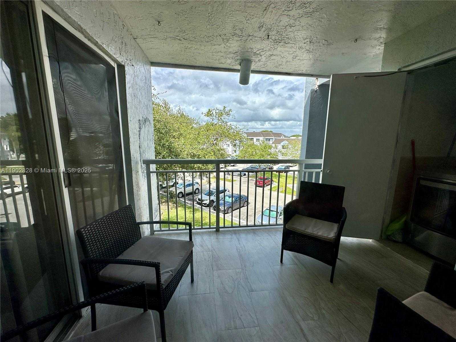 Small Image of 8640 SOUTH WEST 212TH ST #307, Cutler Bay Number 29