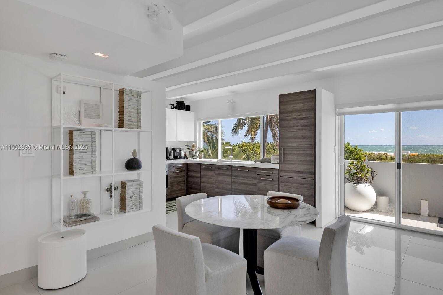 Imagen de Pequeño Objeto