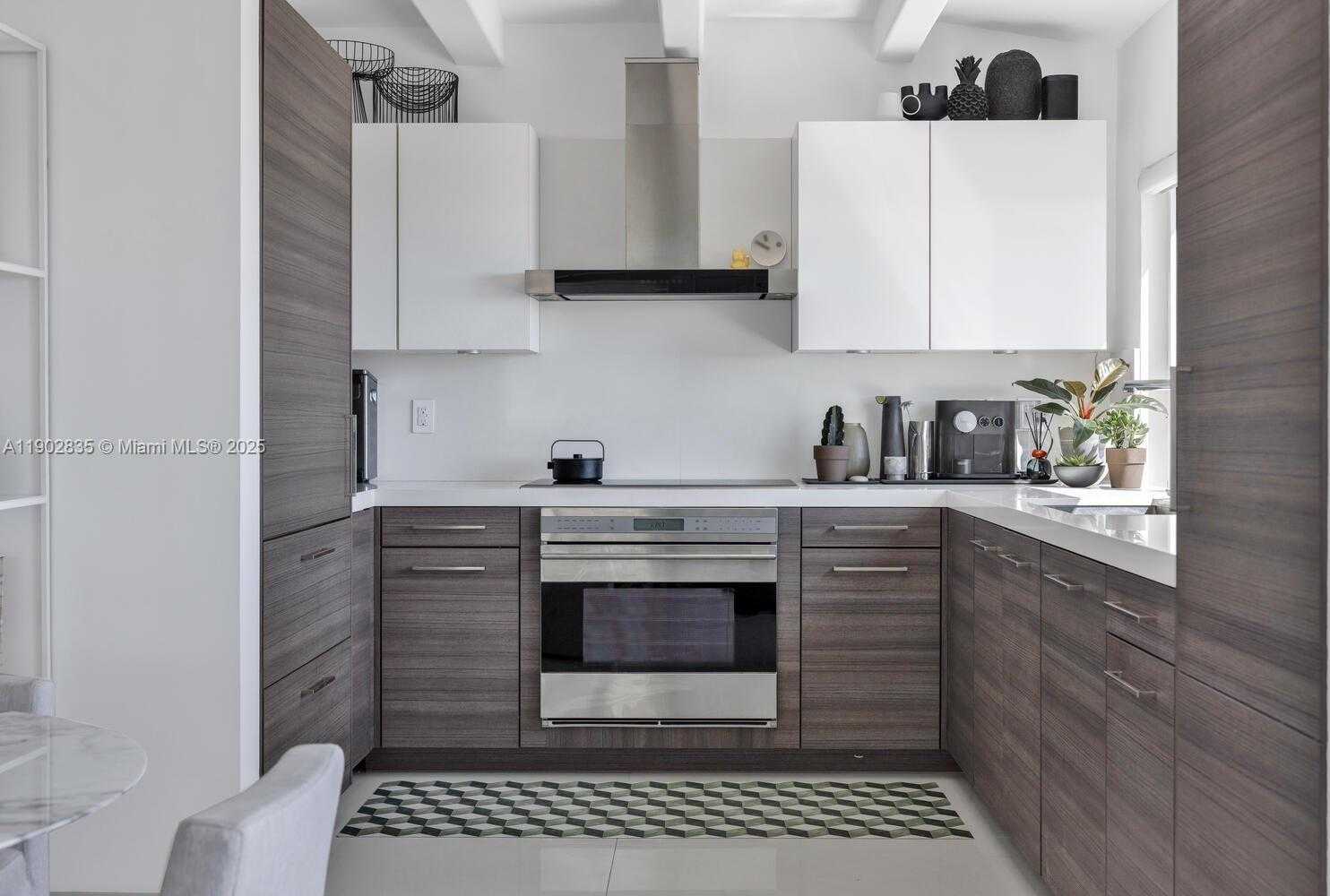 Imagen de Pequeño Objeto