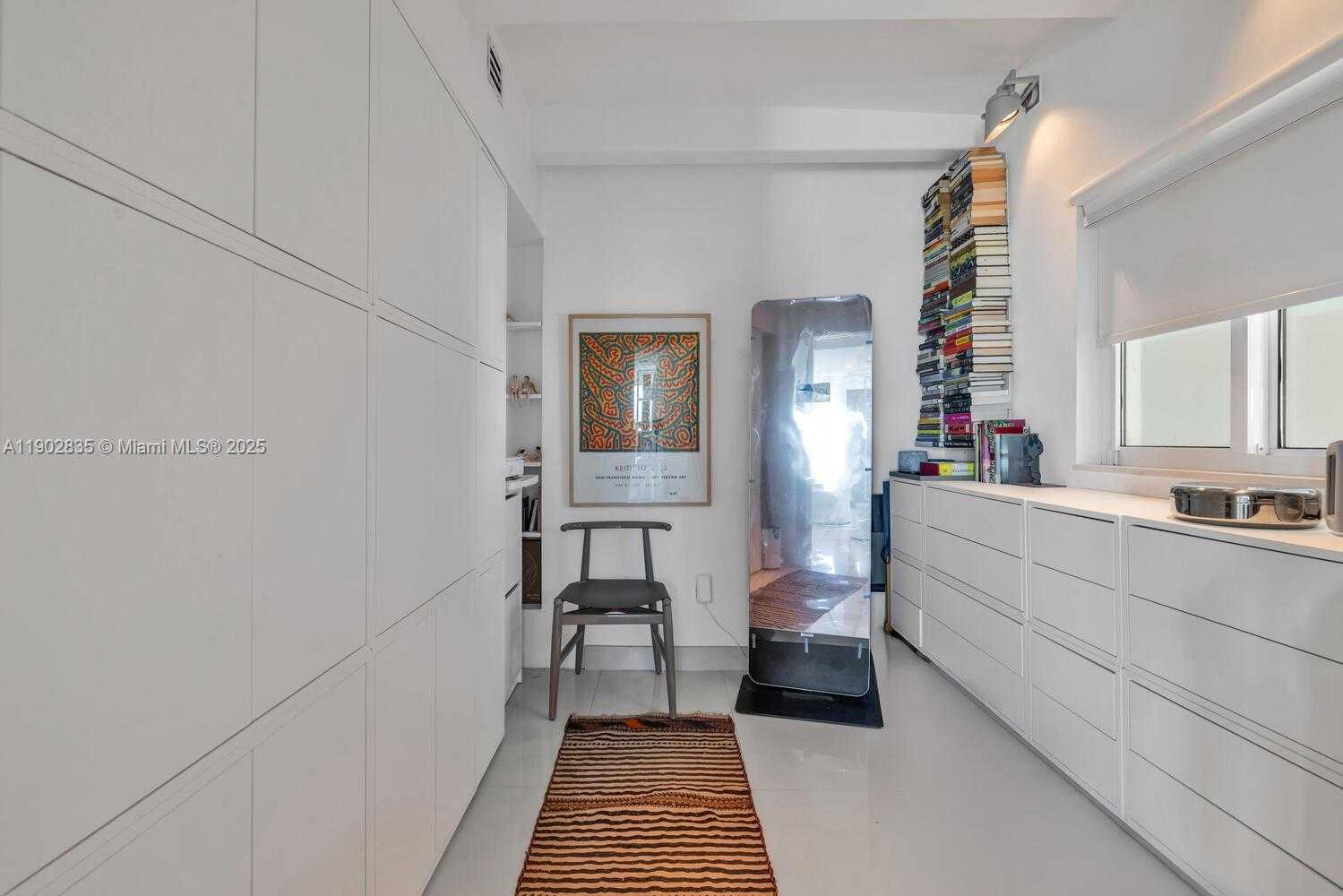 Imagen de Pequeño Objeto