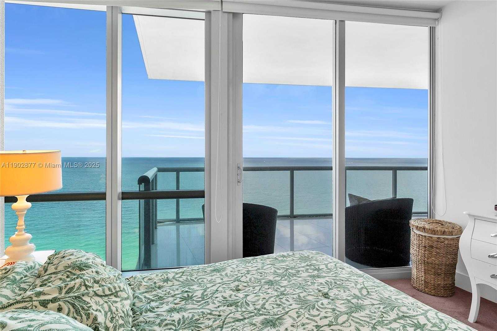 Small Image of 17121 COLLINS AVE #2906, Sunny Isles Beach Number 4