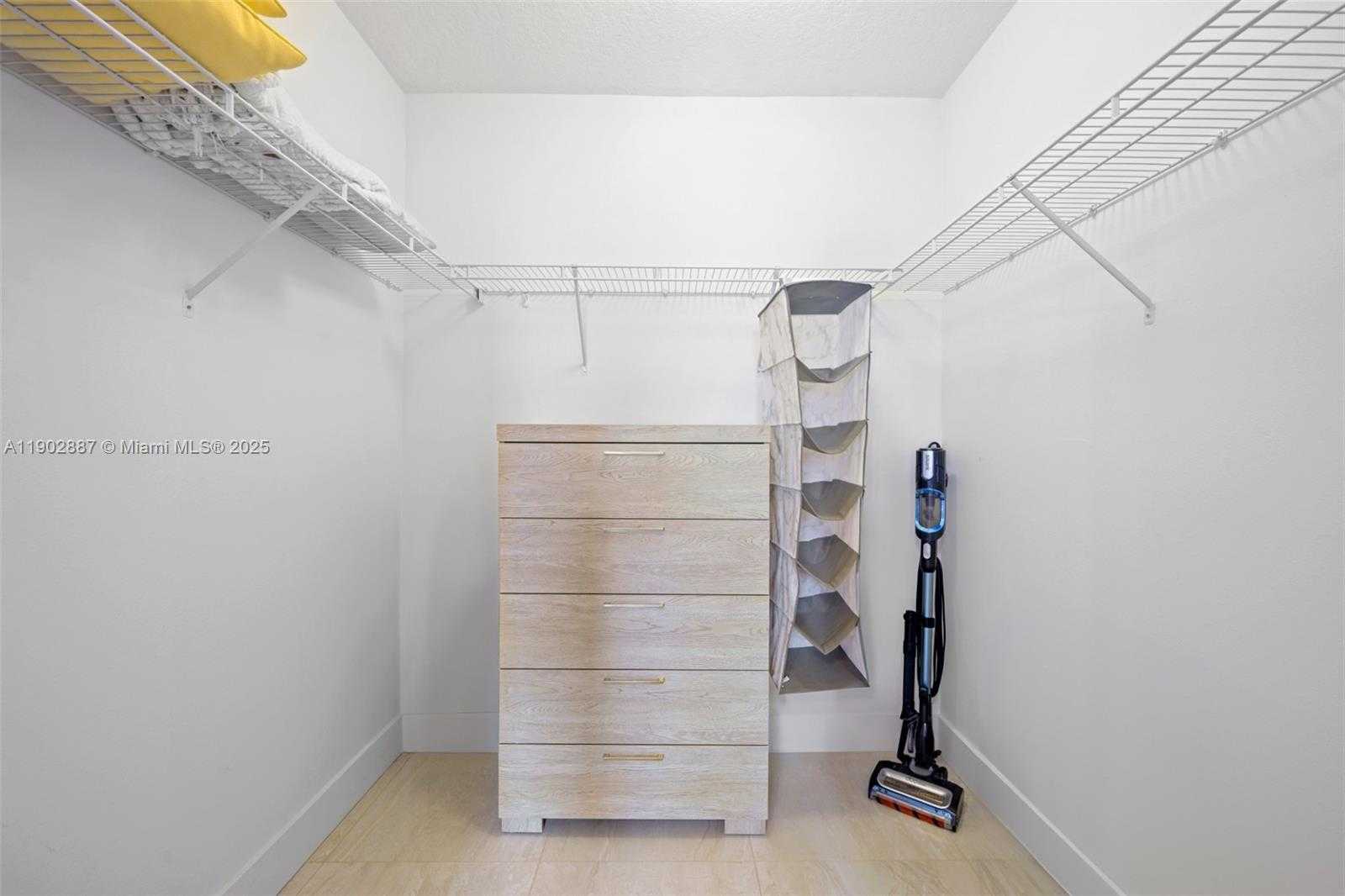 Small Image of 3001 NORTH EAST 185 ST #613, Aventura Number 19