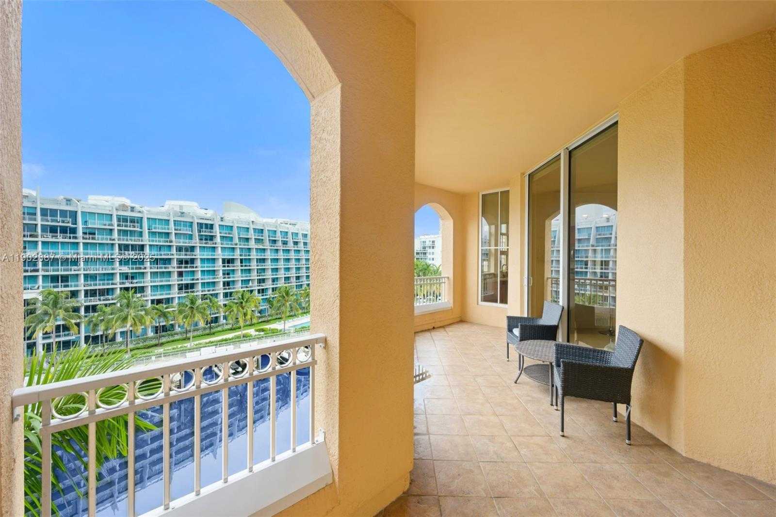 Small Image of 3001 NORTH EAST 185 ST #613, Aventura Number 2