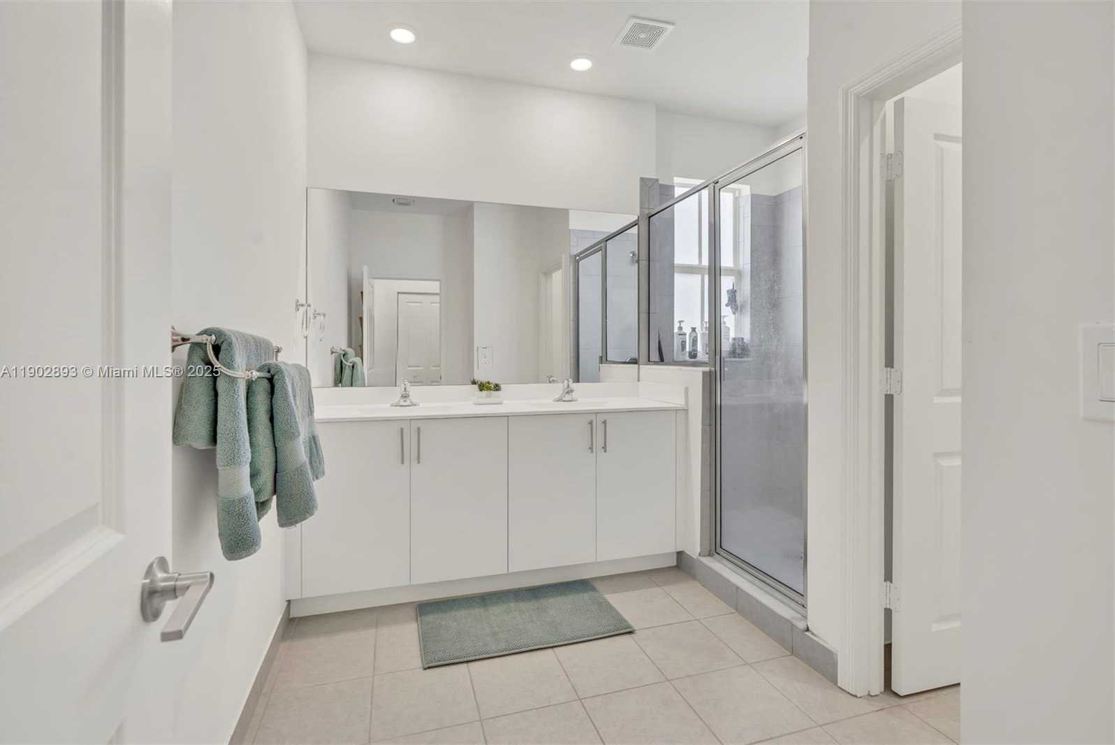 Imagen de Pequeño Objeto