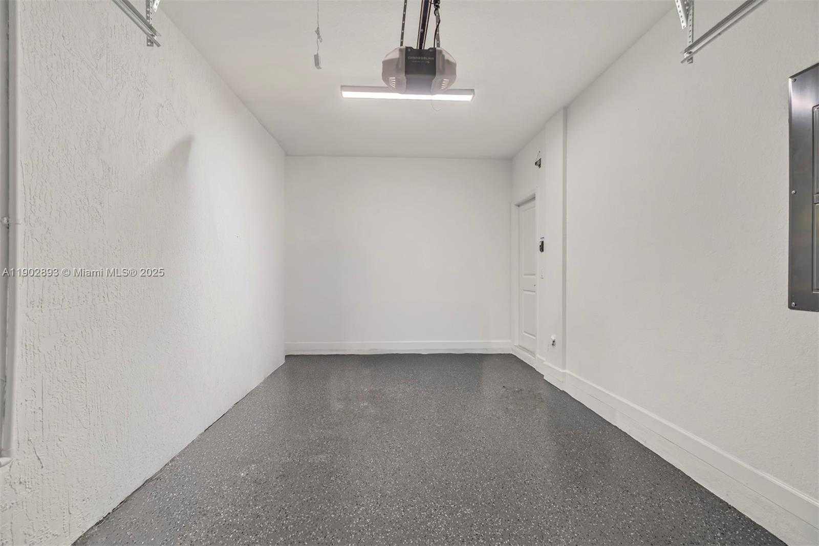 Imagen de Pequeño Objeto