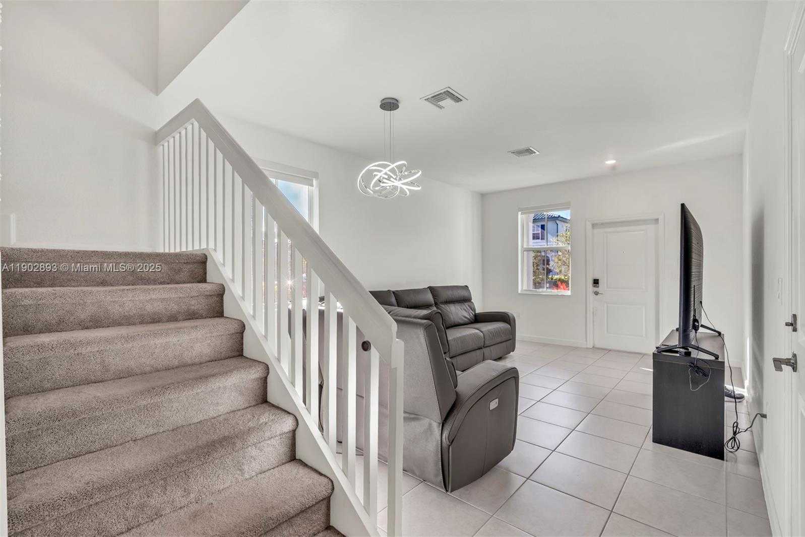 Imagen de Pequeño Objeto