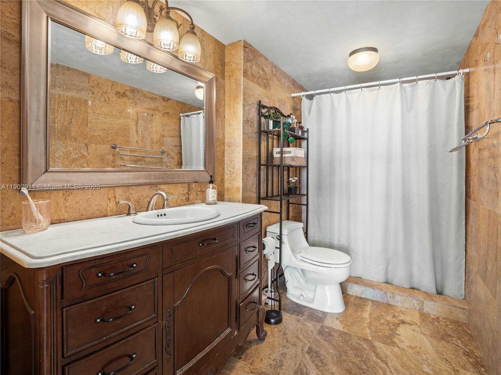 Small Image of 600 THREE ISLANDS BLVD #1814, Hallandale Beach Number 18