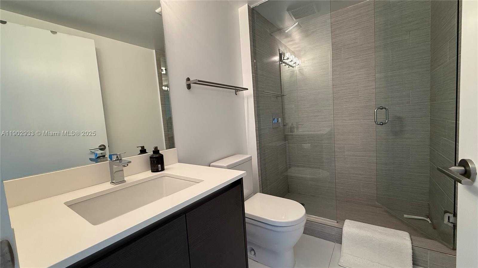 Small Image of Sunny Isles Beach Number 11