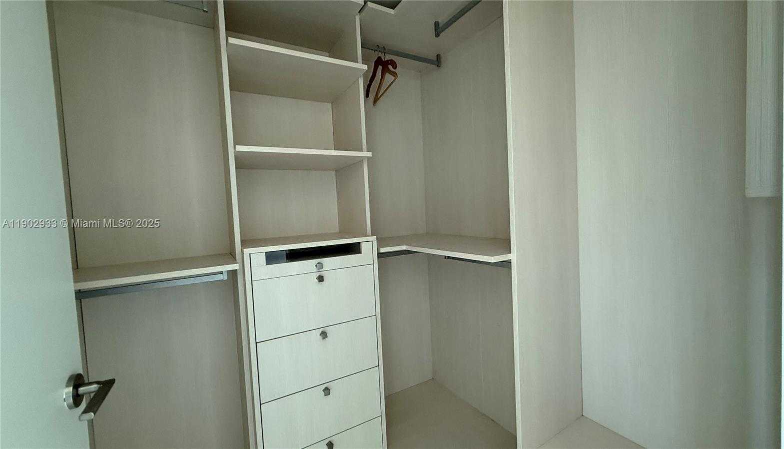 Small Image of Sunny Isles Beach Number 16