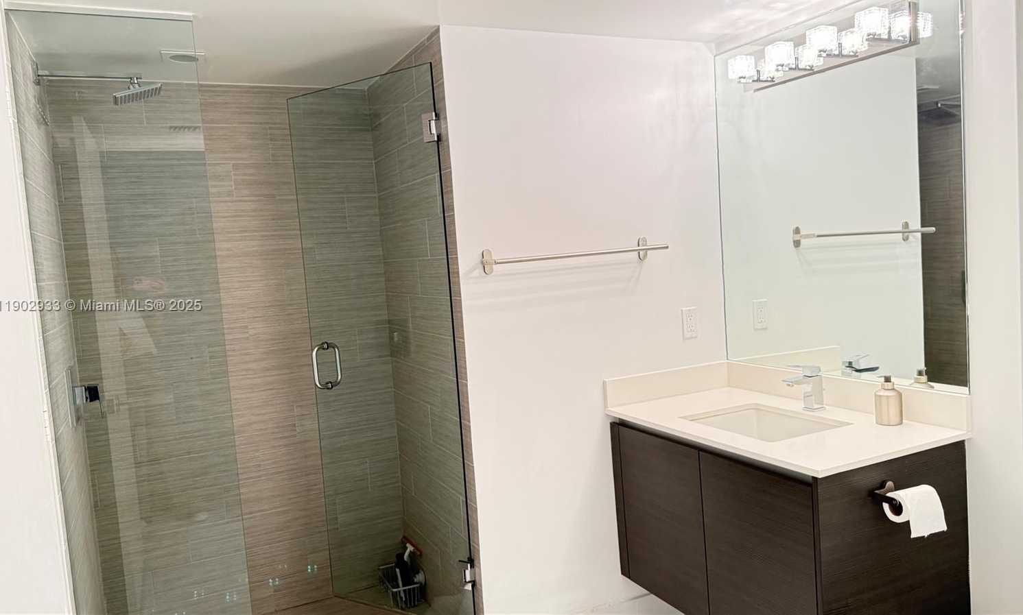 Small Image of Sunny Isles Beach Number 21