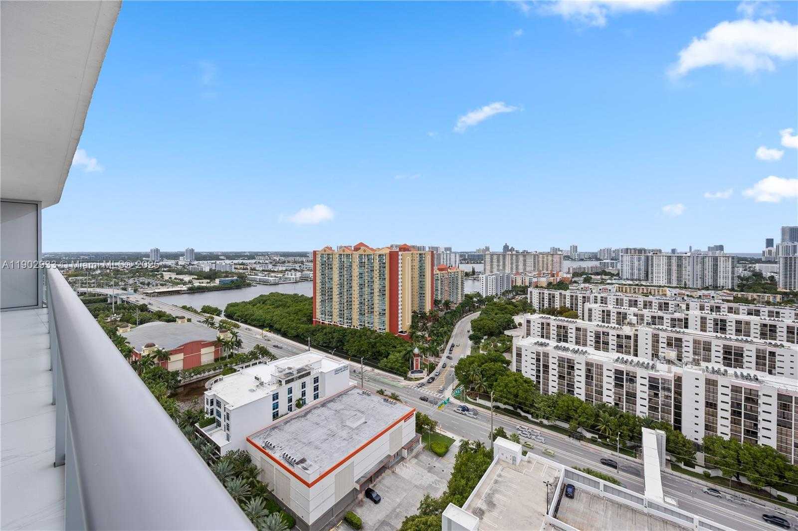 Small Image of Sunny Isles Beach Number 26