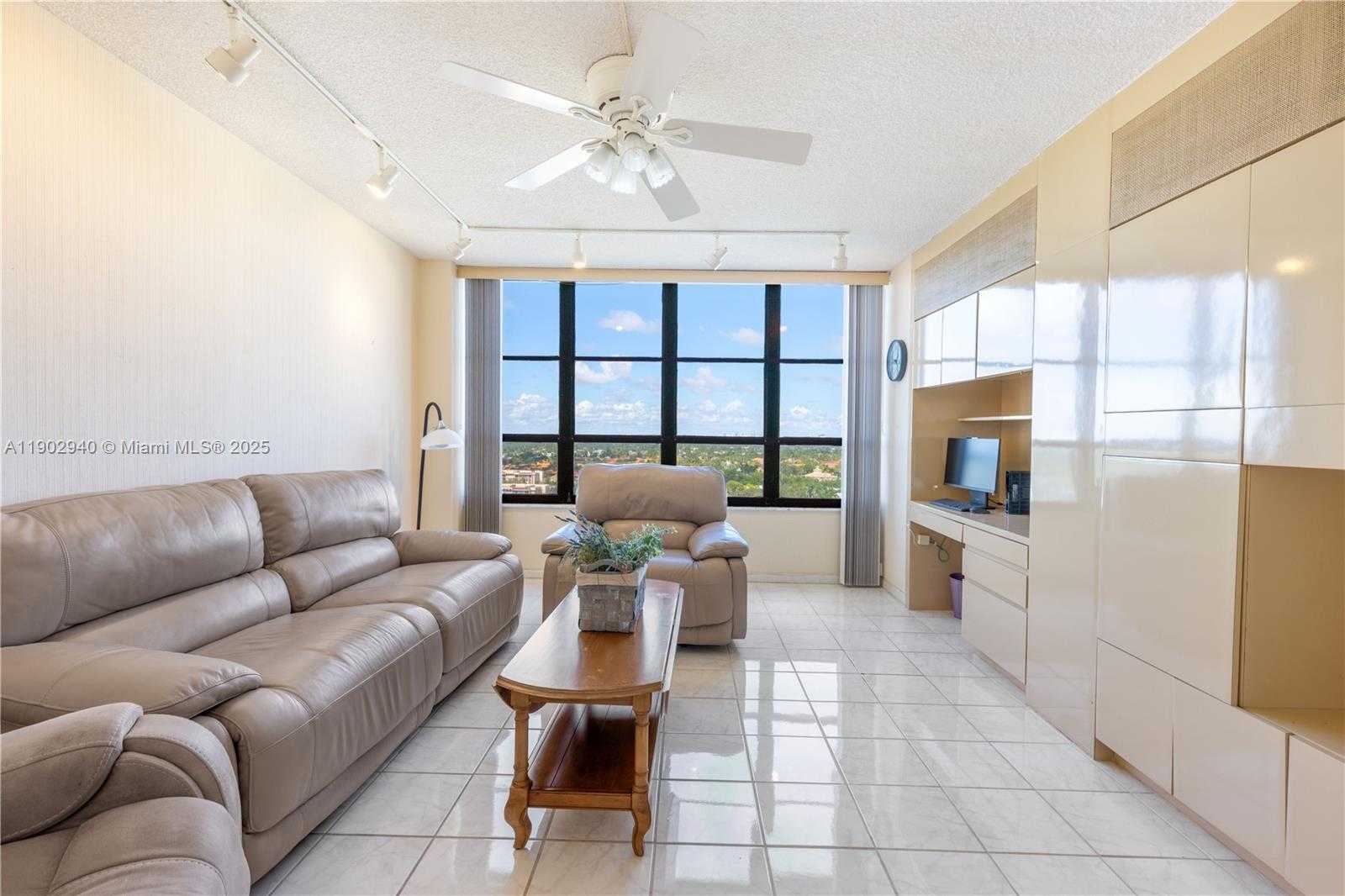 Small Image of 600 THREE ISLANDS BLVD #1522, Hallandale Beach Number 14