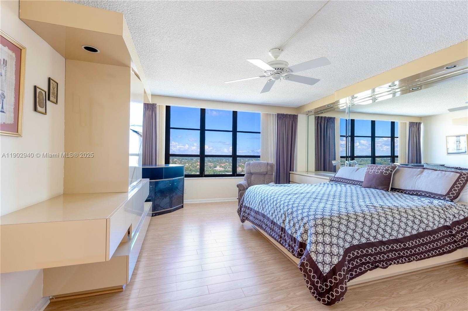 Small Image of 600 THREE ISLANDS BLVD #1522, Hallandale Beach Number 17