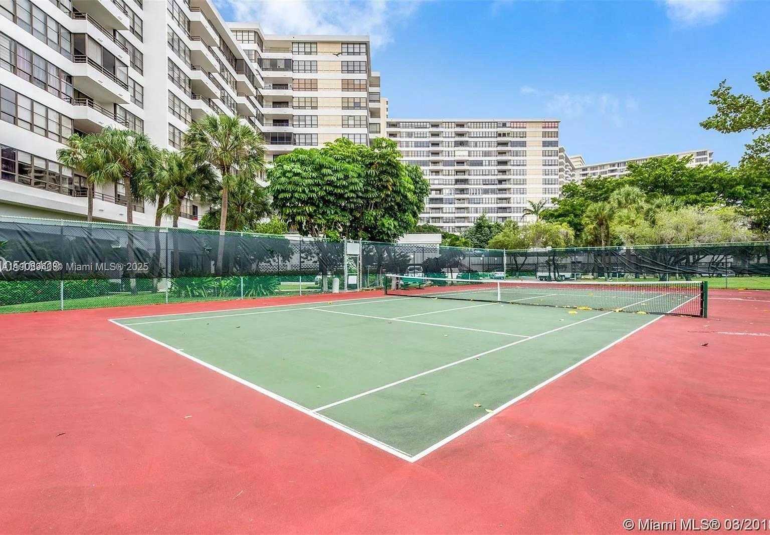 Small Image of 600 THREE ISLANDS BLVD #1522, Hallandale Beach Number 41