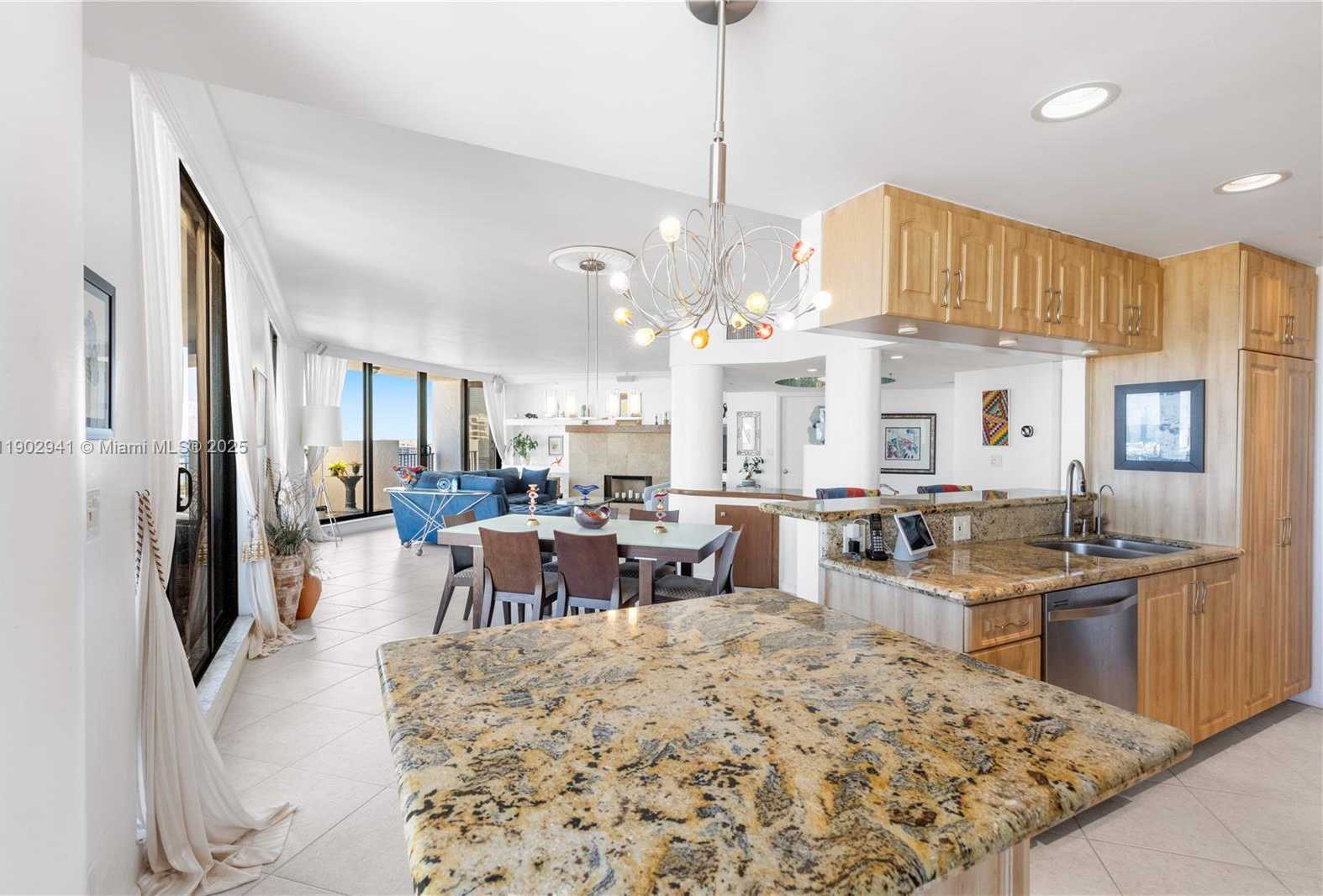 Small Image of 300 THREE ISLANDS BLVD #PH2A, Hallandale Beach Number 27