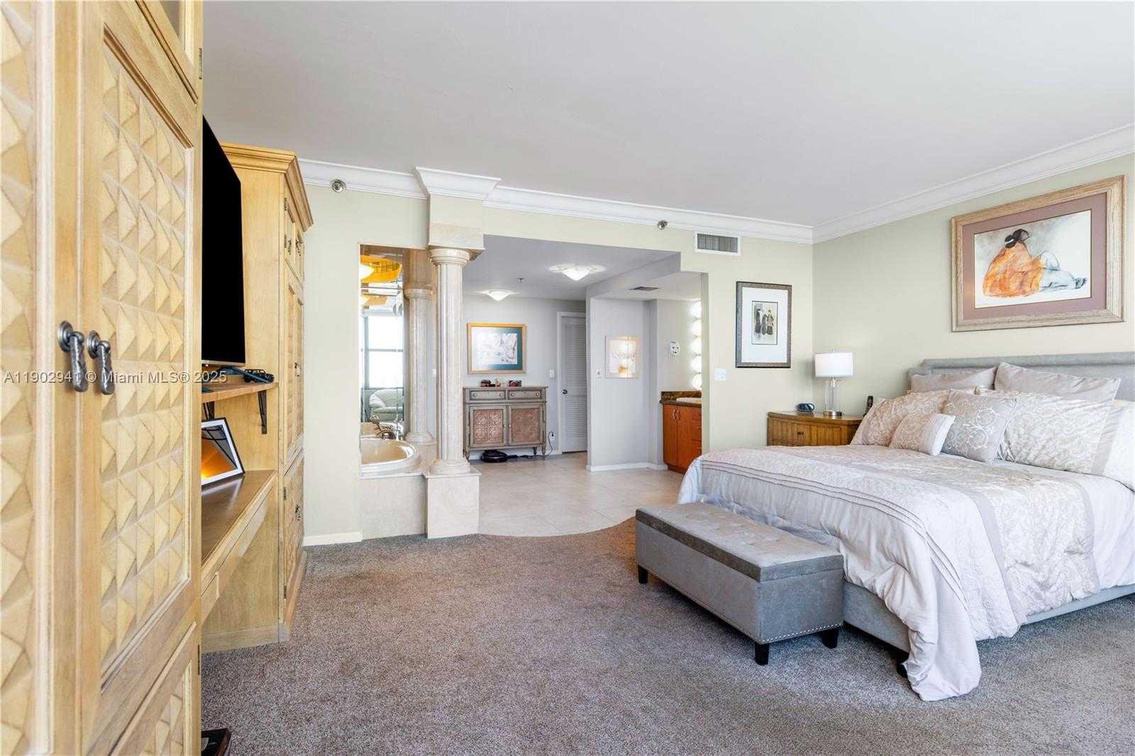 Small Image of 300 THREE ISLANDS BLVD #PH2A, Hallandale Beach Number 30