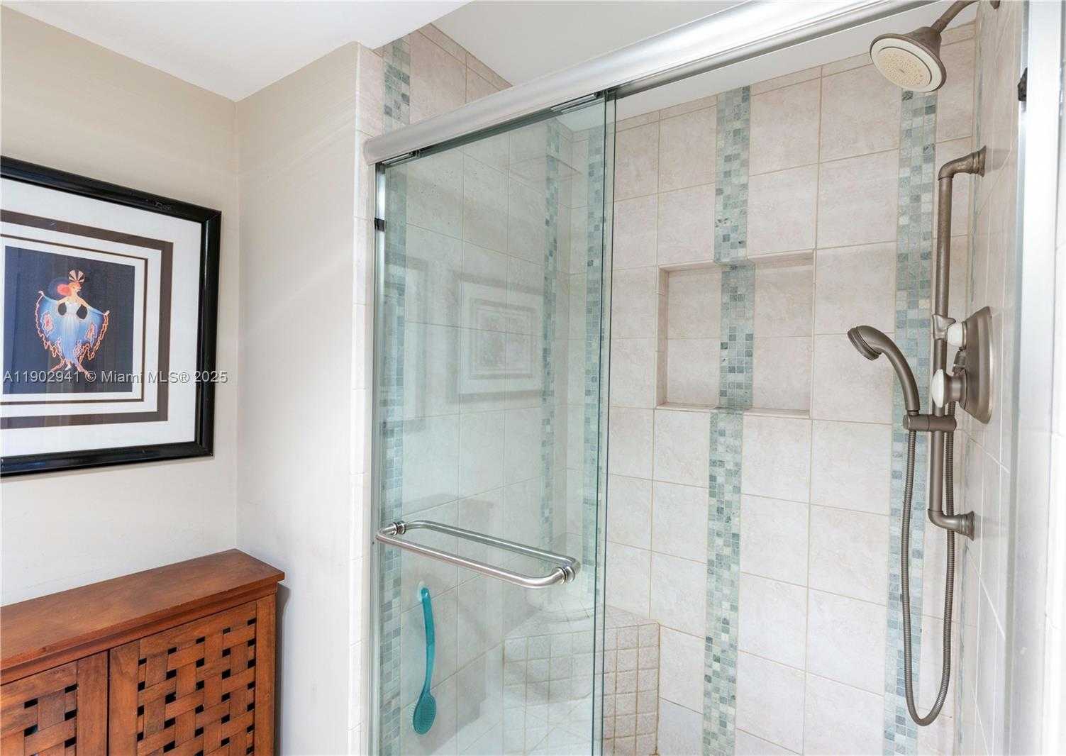 Small Image of 300 THREE ISLANDS BLVD #PH2A, Hallandale Beach Number 34