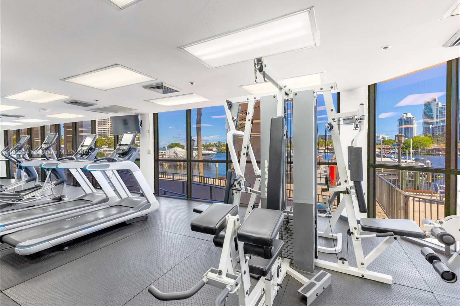 Small Image of 300 THREE ISLANDS BLVD #PH2A, Hallandale Beach Number 47