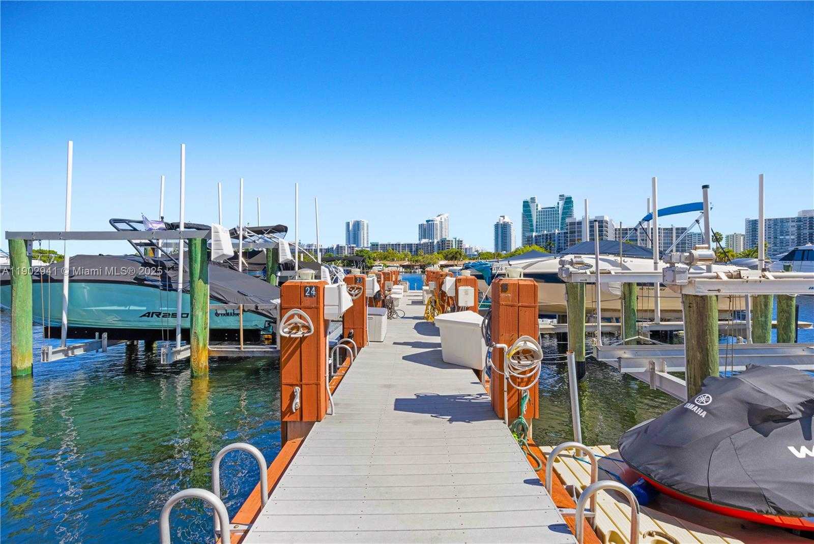 Small Image of 300 THREE ISLANDS BLVD #PH2A, Hallandale Beach Number 51