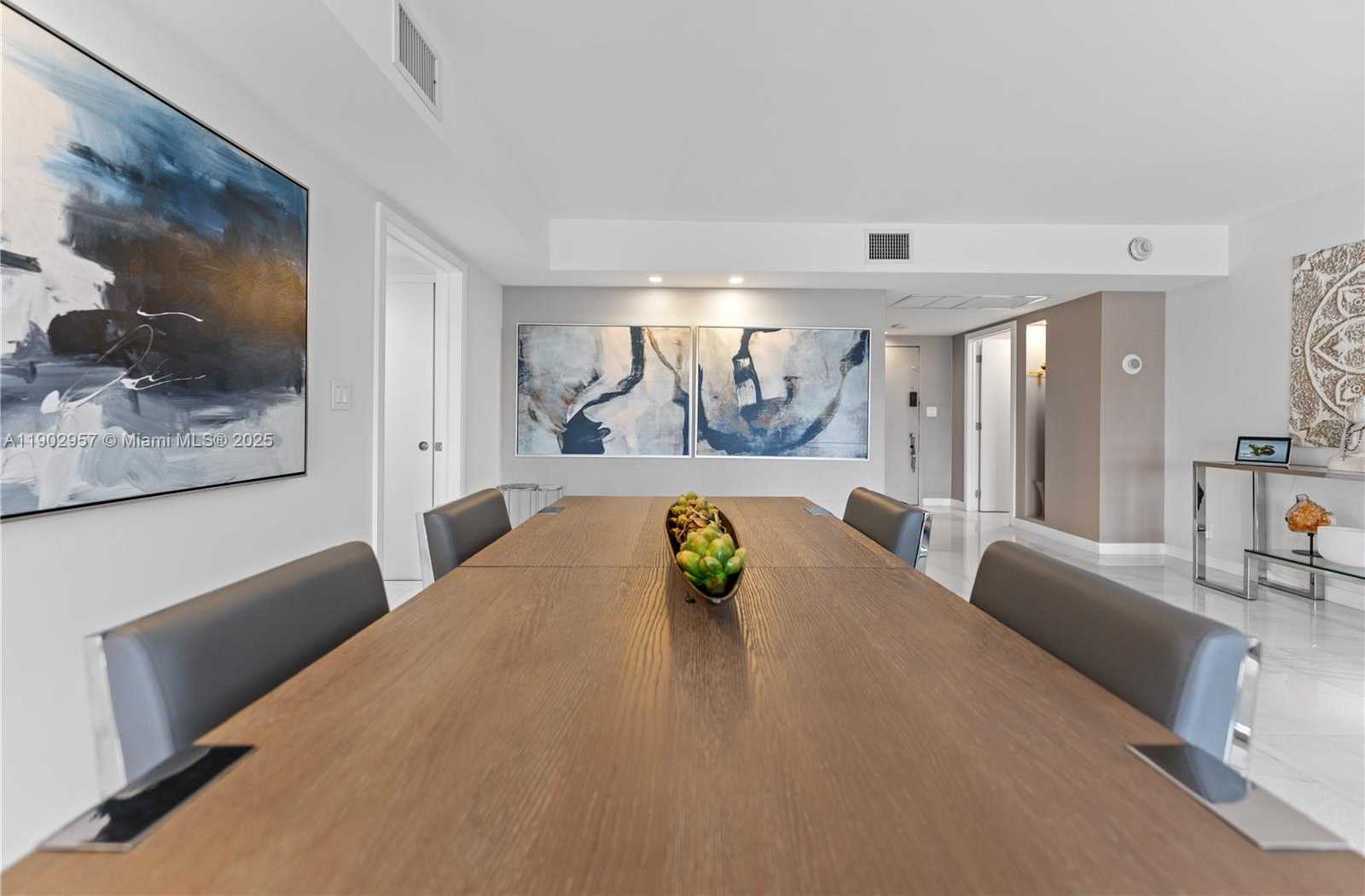 Small Image of 5660 COLLINS AVE #2A, Miami Beach Number 18