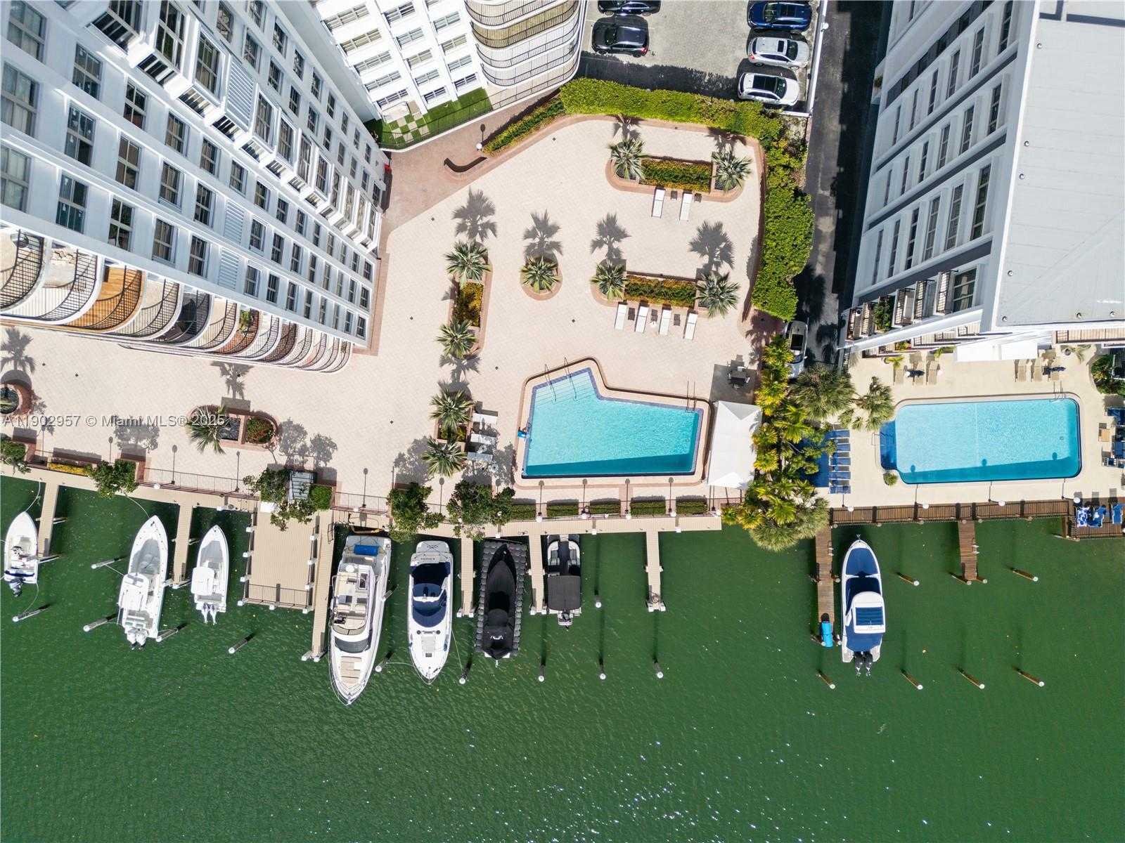 Small Image of 5660 COLLINS AVE #2A, Miami Beach Number 3