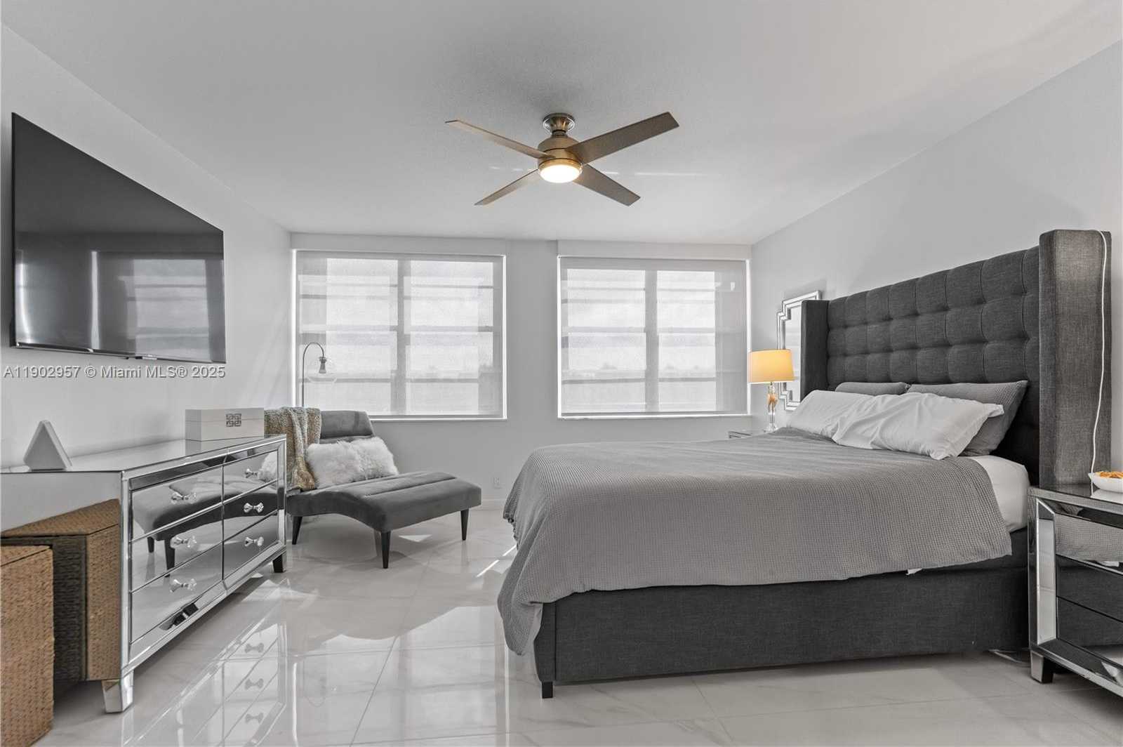 Small Image of 5660 COLLINS AVE #2A, Miami Beach Number 32