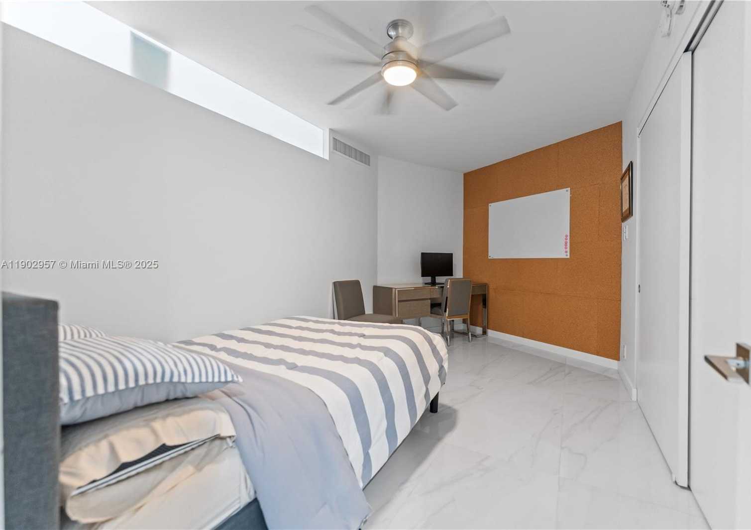 Small Image of 5660 COLLINS AVE #2A, Miami Beach Number 39