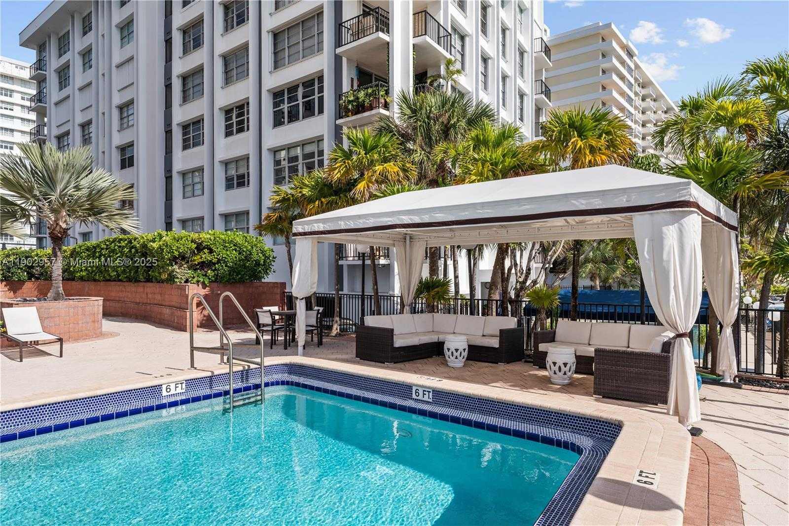Small Image of 5660 COLLINS AVE #2A, Miami Beach Number 49