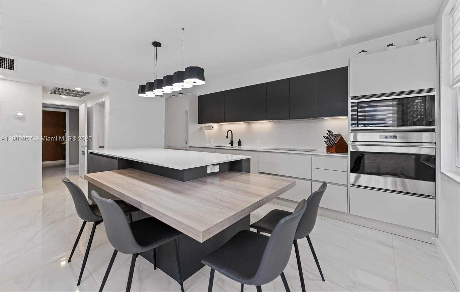 Small Image of 5660 COLLINS AVE #2A, Miami Beach Number 6