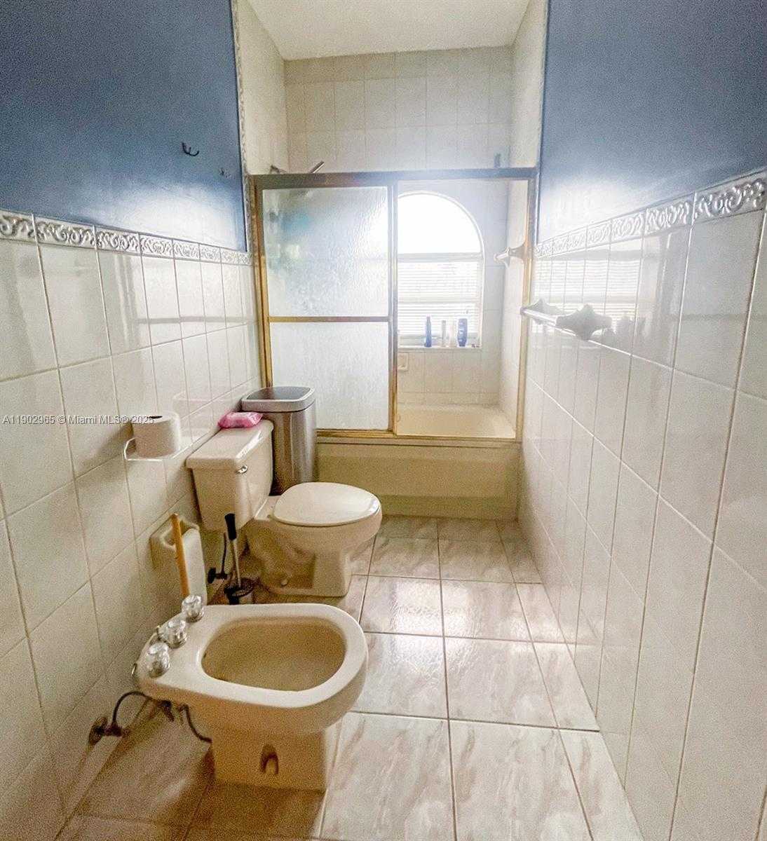 Small Image of 9008 COLLINS AVE #402, Surfside Number 12