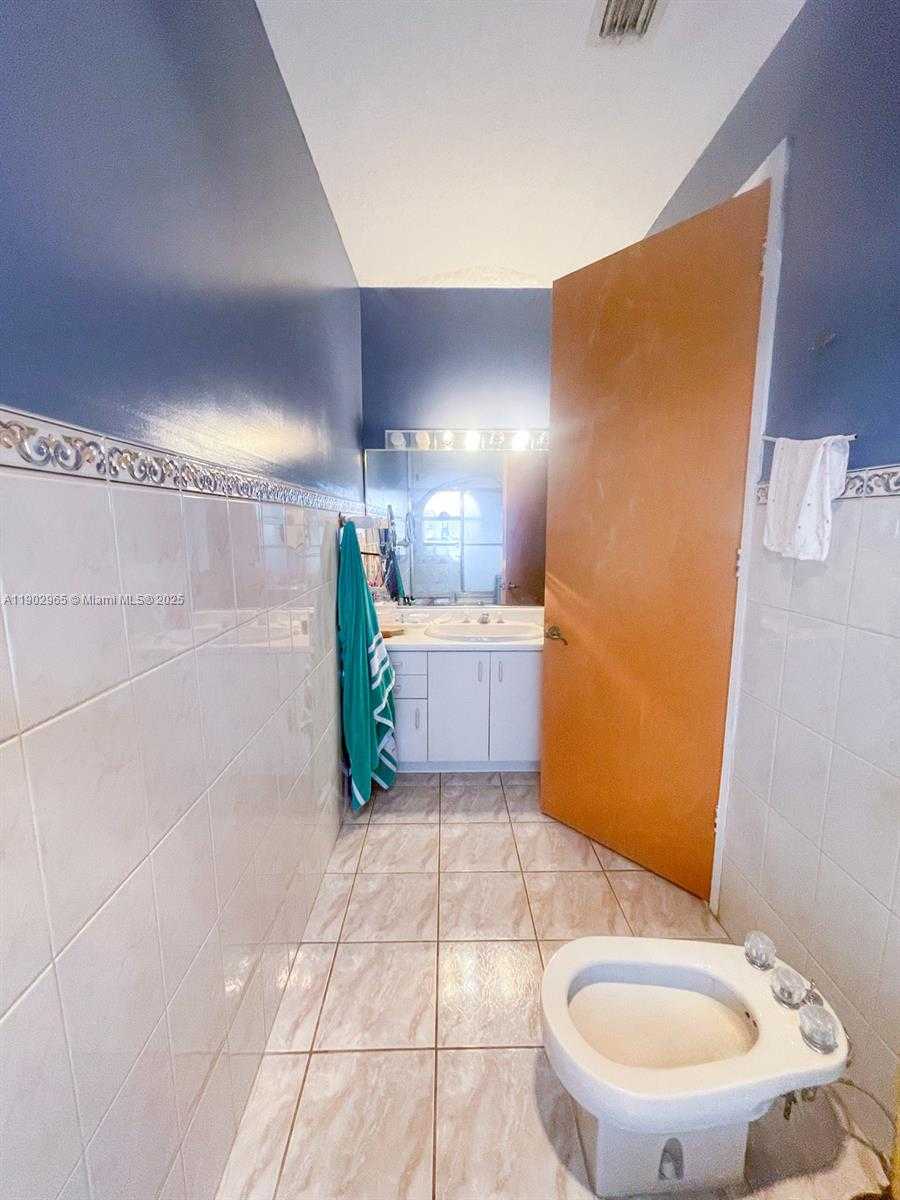 Small Image of 9008 COLLINS AVE #402, Surfside Number 13