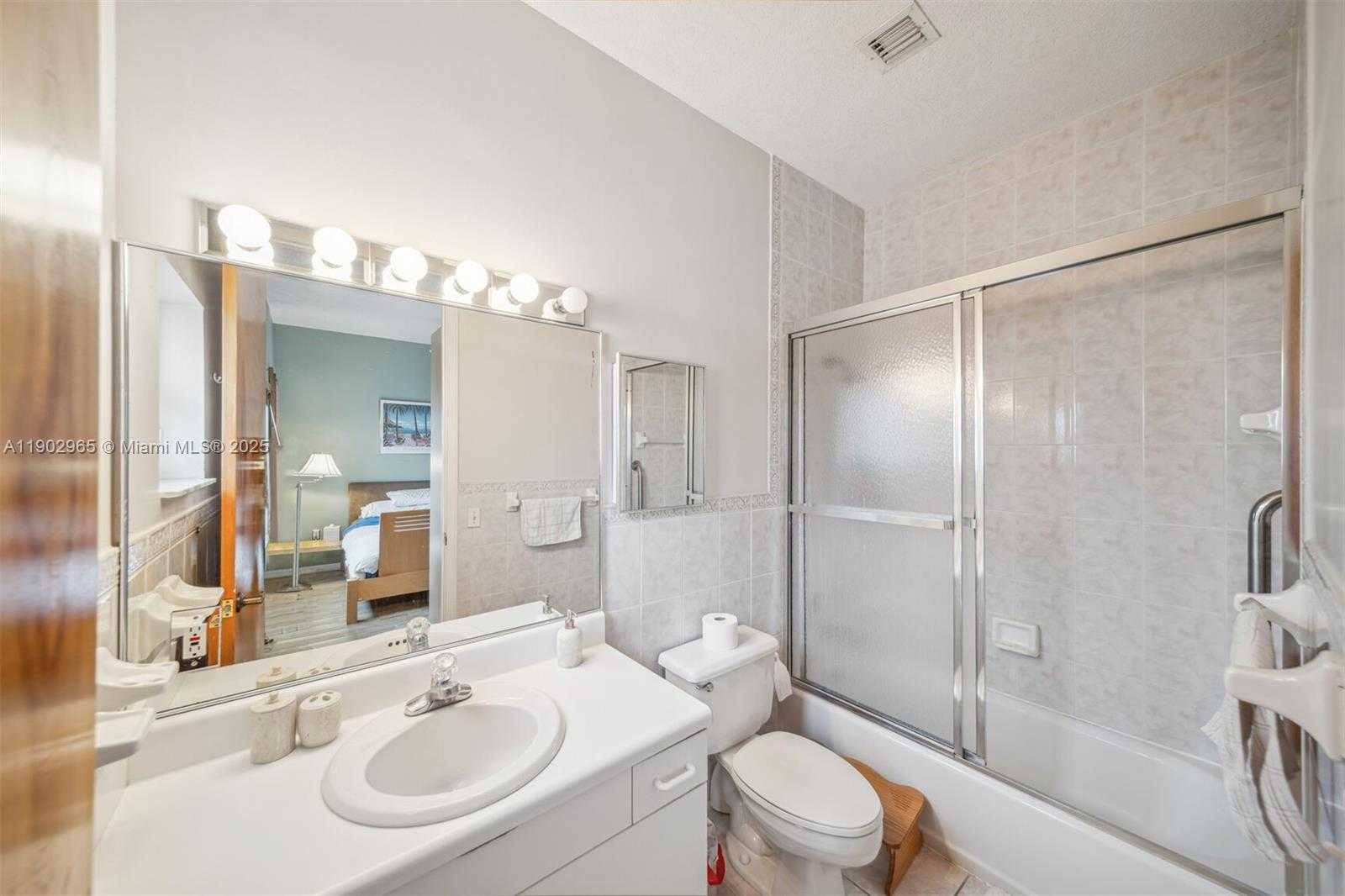 Small Image of 9008 COLLINS AVE #402, Surfside Number 22