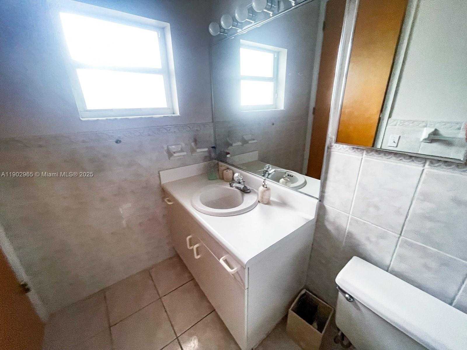 Small Image of 9008 COLLINS AVE #402, Surfside Number 38