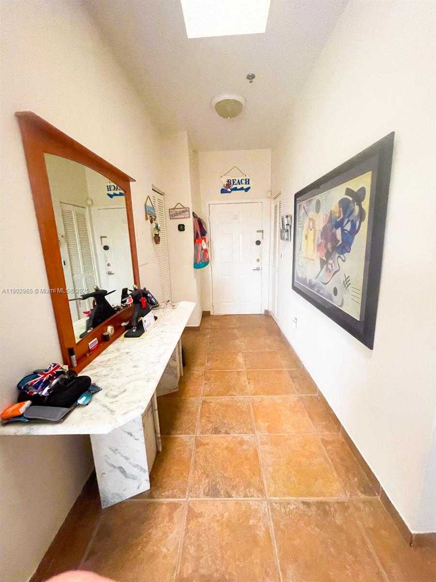 Small Image of 9008 COLLINS AVE #402, Surfside Number 4