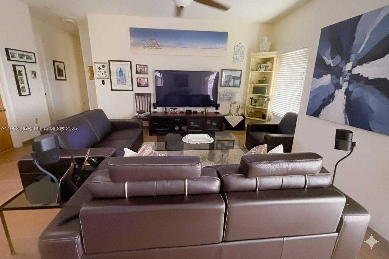 Small Image of 9008 COLLINS AVE #402, Surfside Number 59