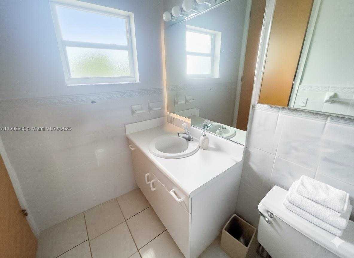 Small Image of 9008 COLLINS AVE #402, Surfside Number 65