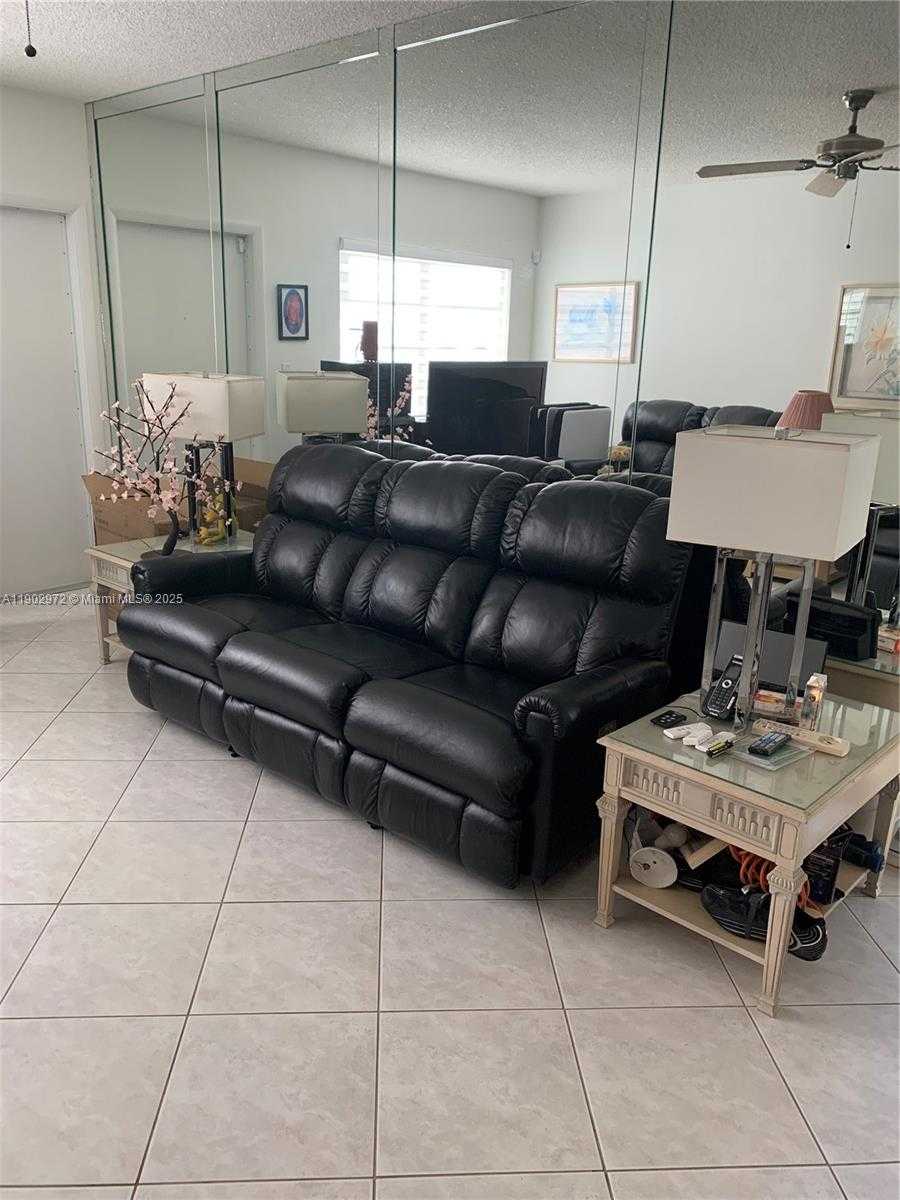 Small Image of 1501 ARTHUR ST #1, Hollywood Number 11