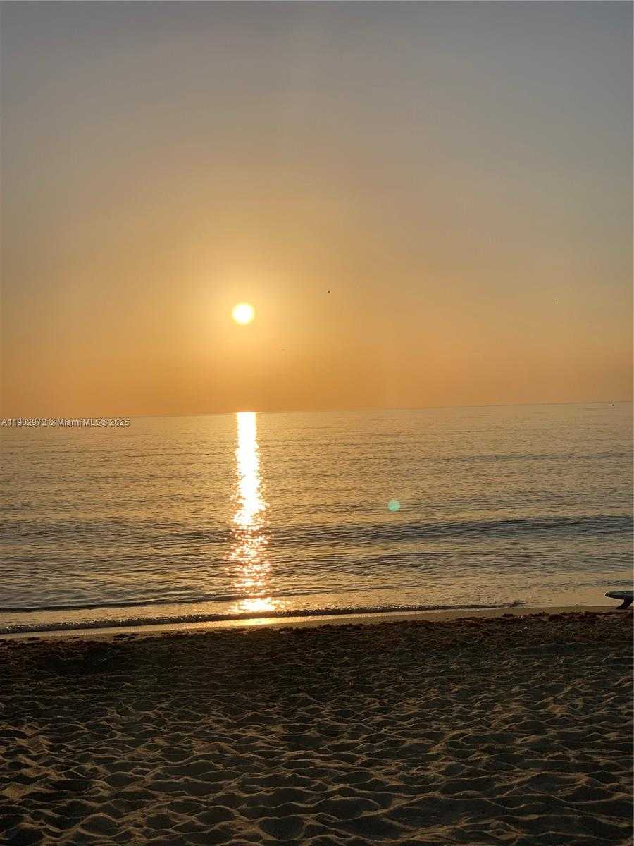 Small Image of 1501 ARTHUR ST #1, Hollywood Number 21