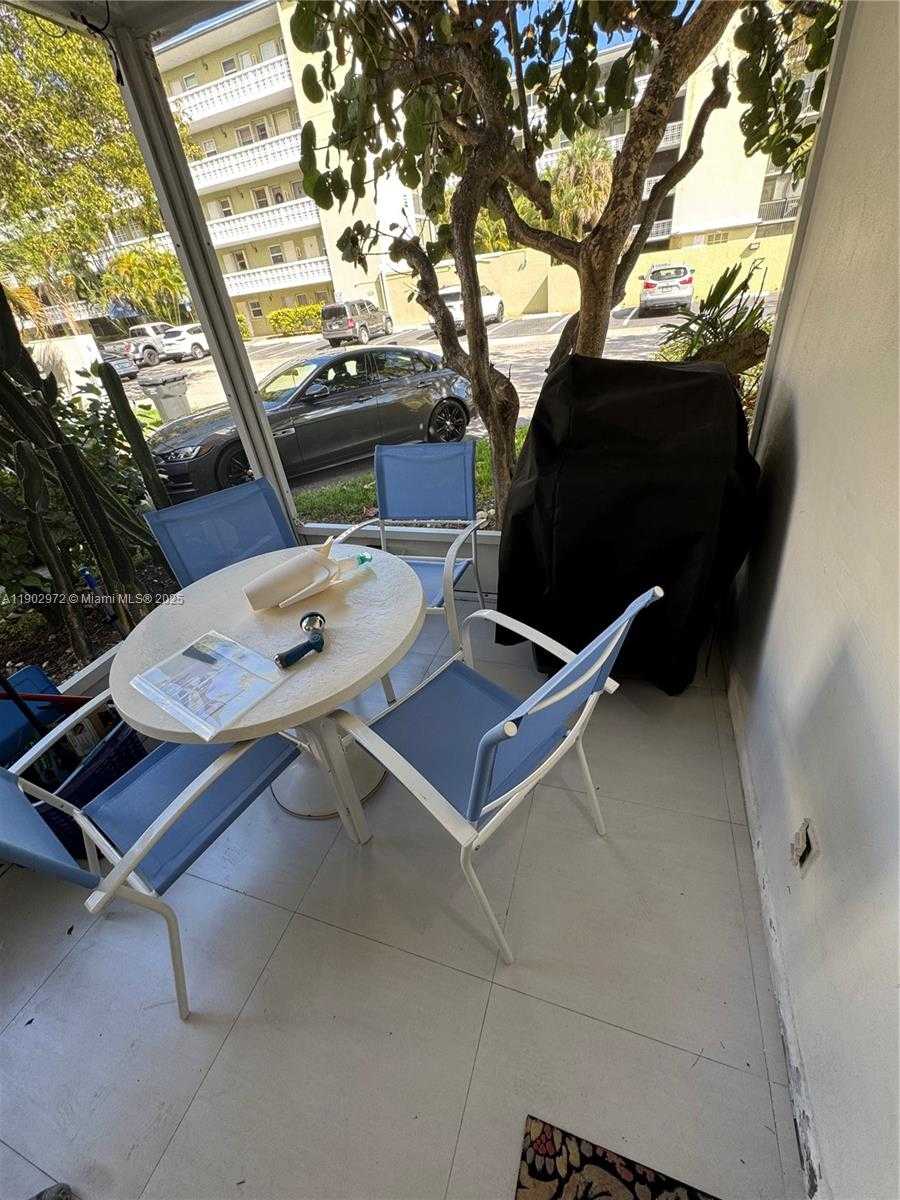 Small Image of 1501 ARTHUR ST #1, Hollywood Number 8