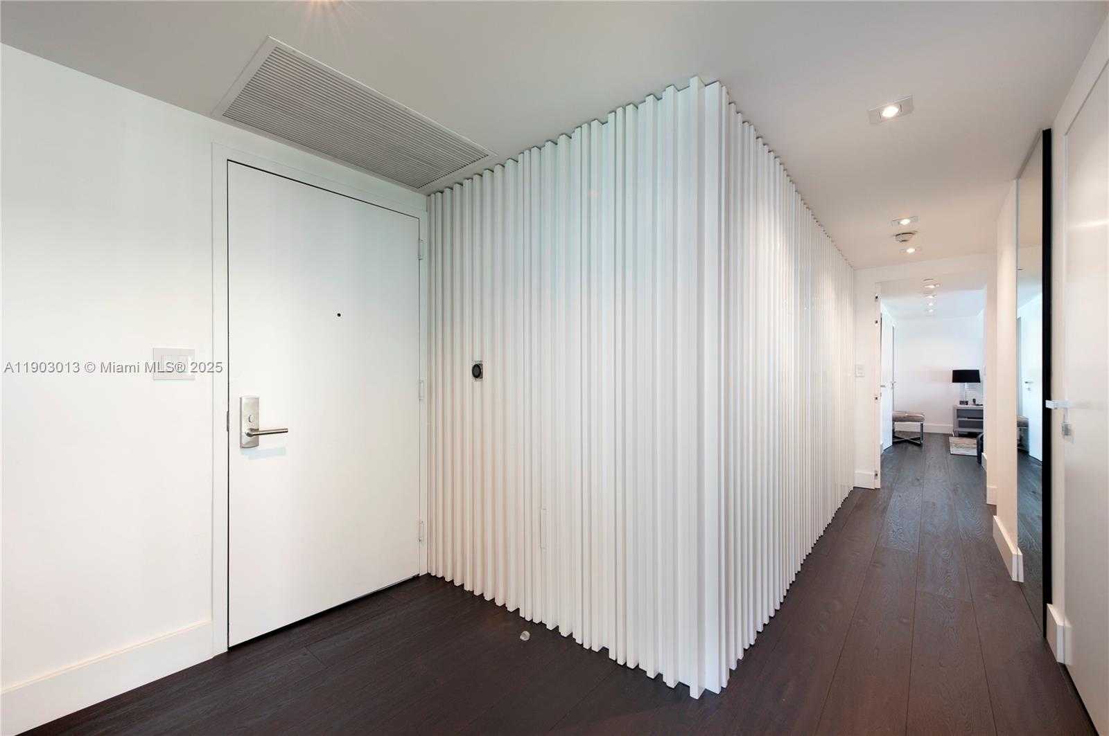 Small Image of 101 20TH ST #1907, Miami Beach Number 11