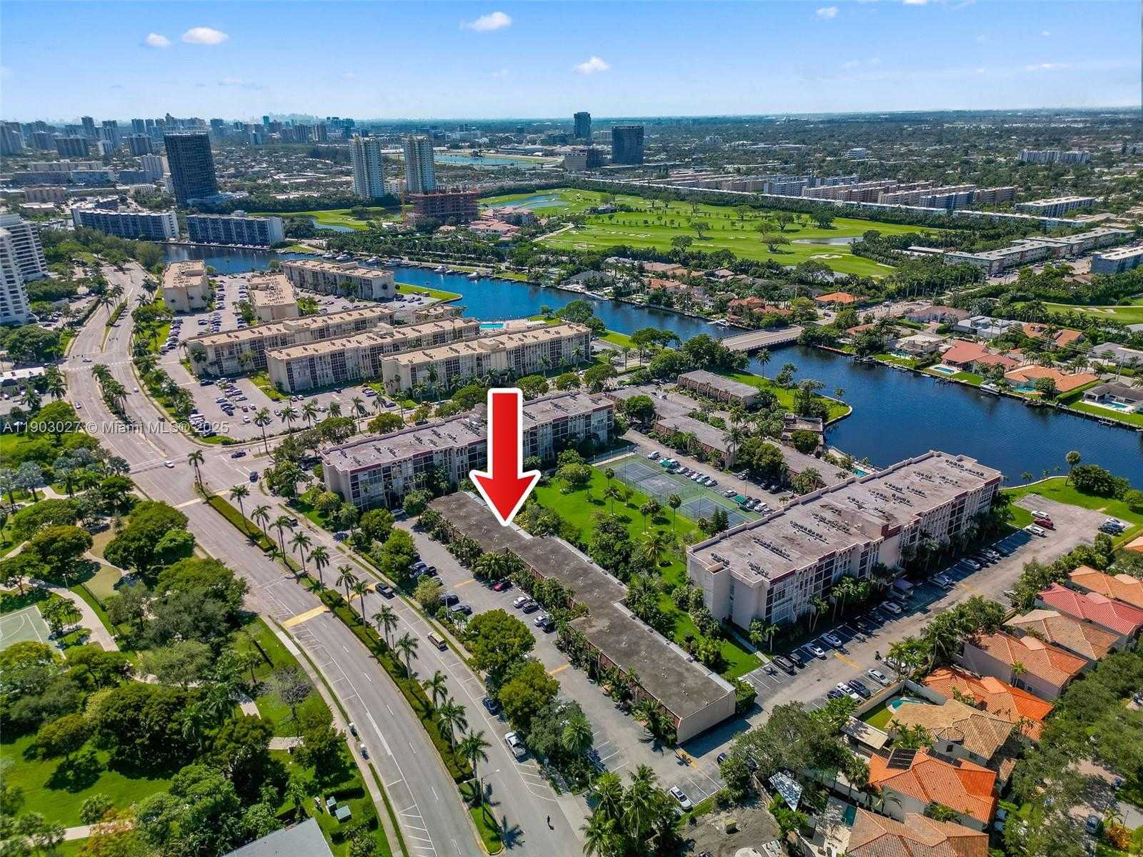 Small Image of 1001 THREE ISLANDS BLVD #29, Hallandale Beach Number 36
