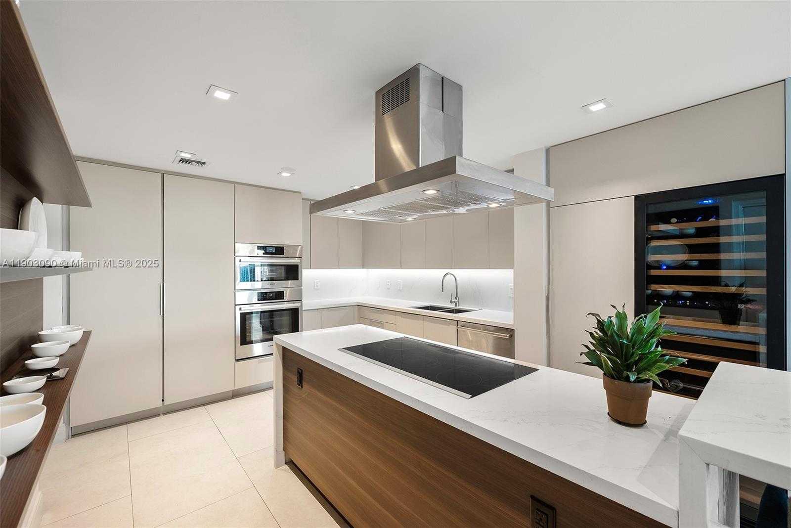 Imagen de Pequeño Objeto