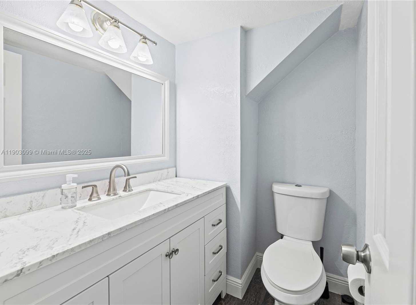 Small Image of 33 MADRID LN #4-9, Davie Number 21