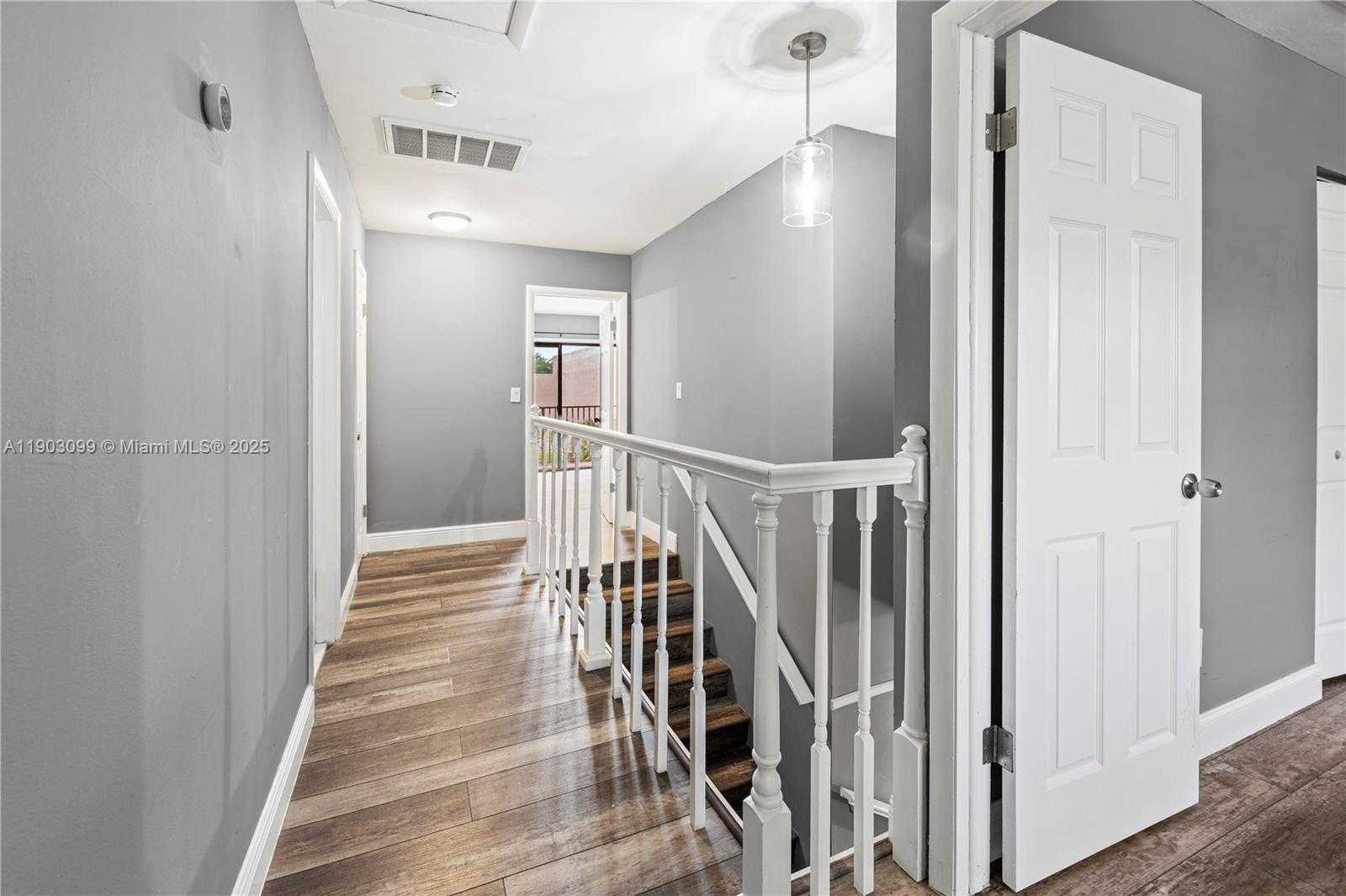 Small Image of 33 MADRID LN #4-9, Davie Number 26