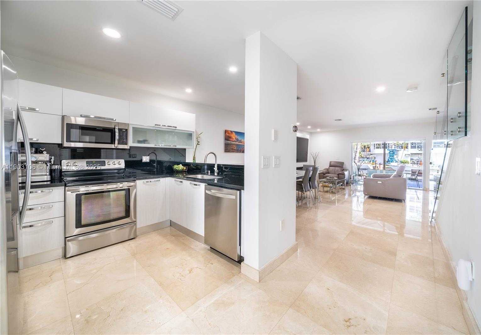 Small Image of 16523 NORTH EAST 26TH AVE #1B, North Miami Beach Number 10