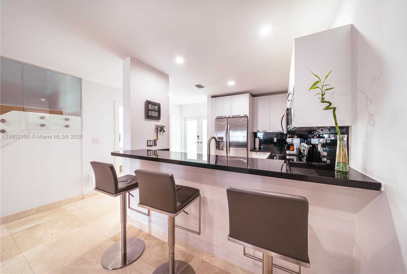 Small Image of 16523 NORTH EAST 26TH AVE #1B, North Miami Beach Number 17