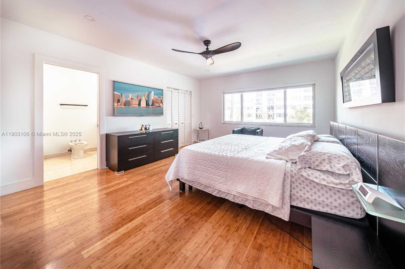 Small Image of 16523 NORTH EAST 26TH AVE #1B, North Miami Beach Number 23