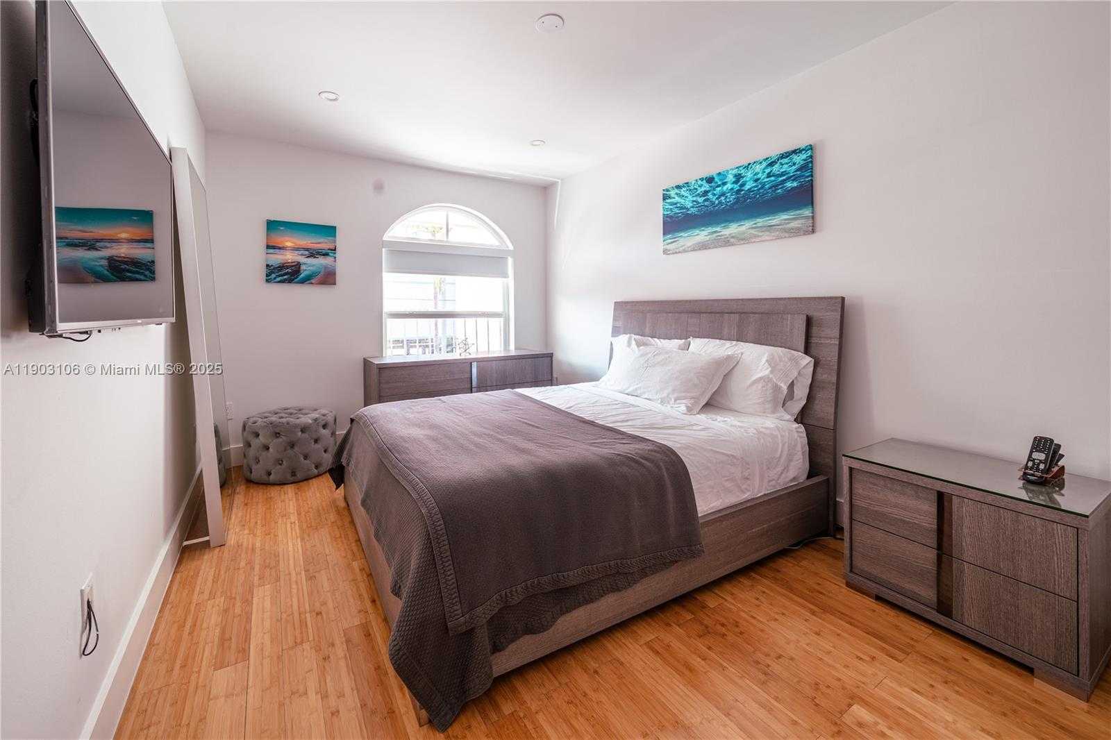 Small Image of 16523 NORTH EAST 26TH AVE #1B, North Miami Beach Number 29