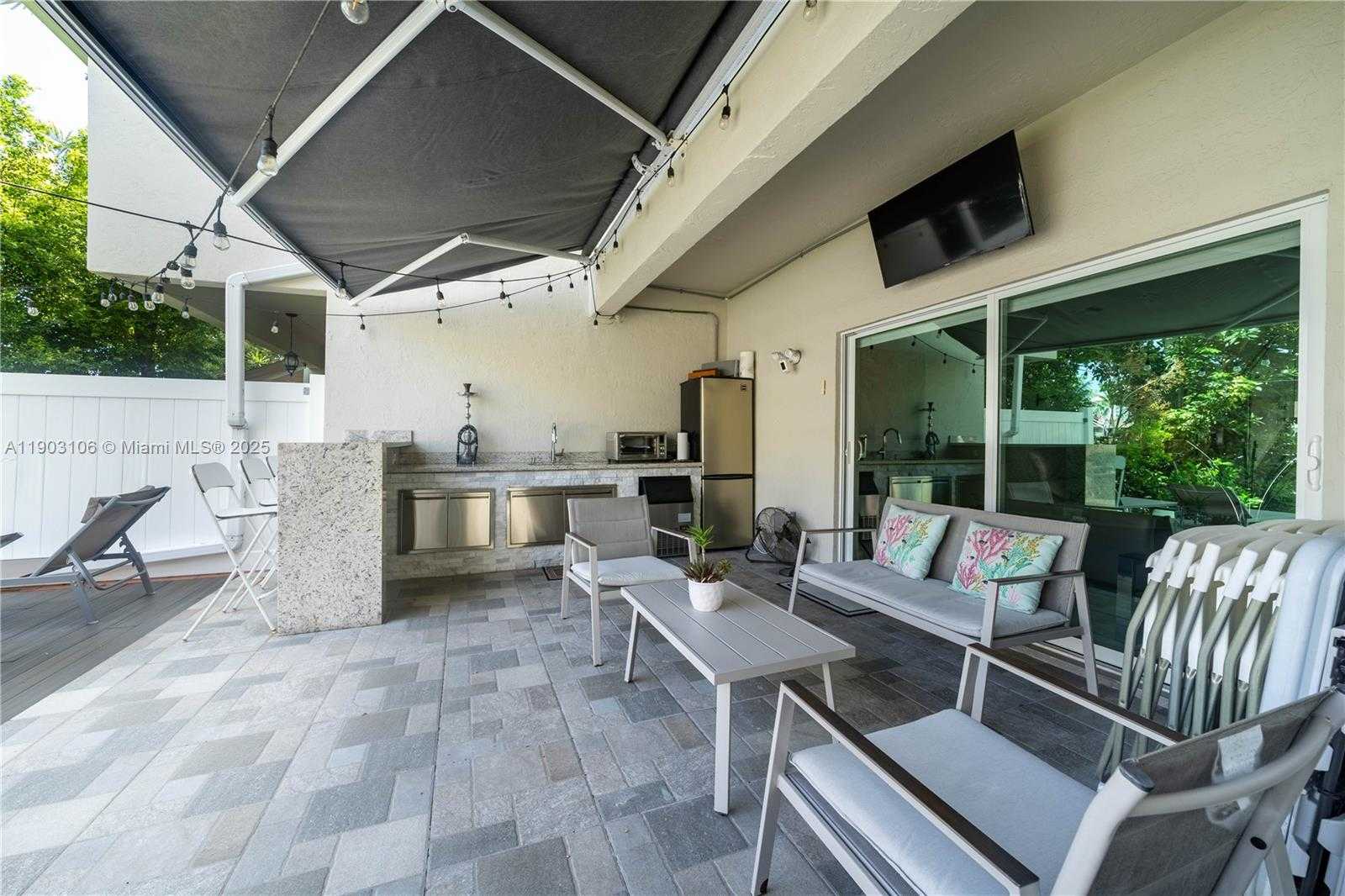 Small Image of 16523 NORTH EAST 26TH AVE #1B, North Miami Beach Number 33